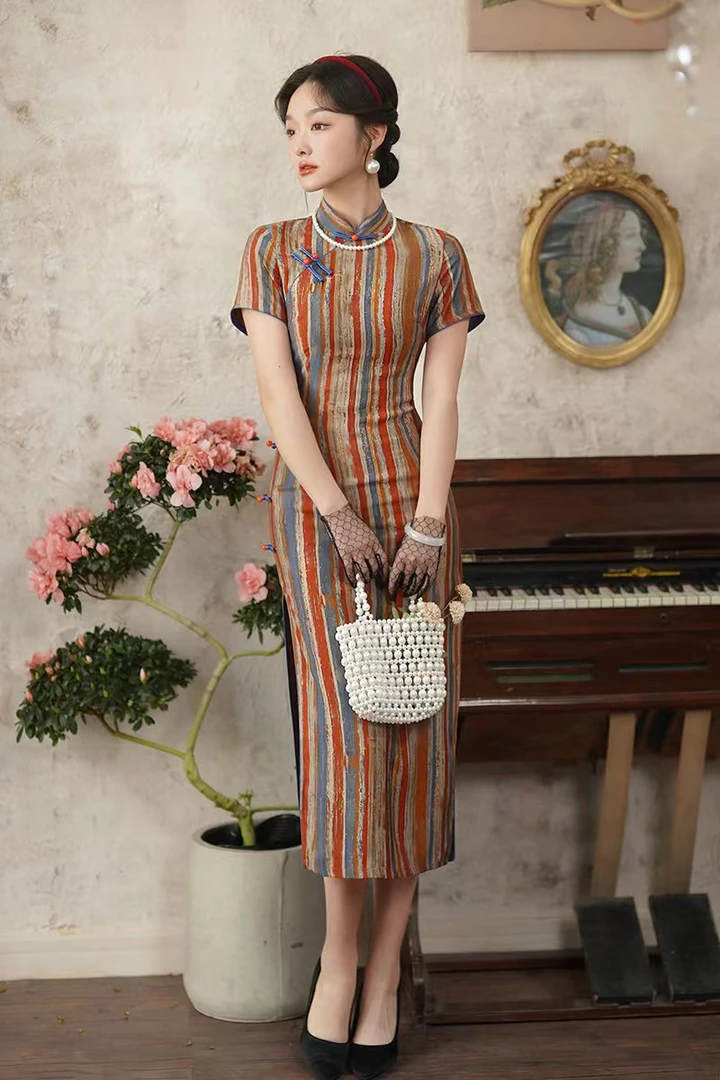旗袍 长款 短袖 侧八扣 竖条（衣长约125cm）彩条W072