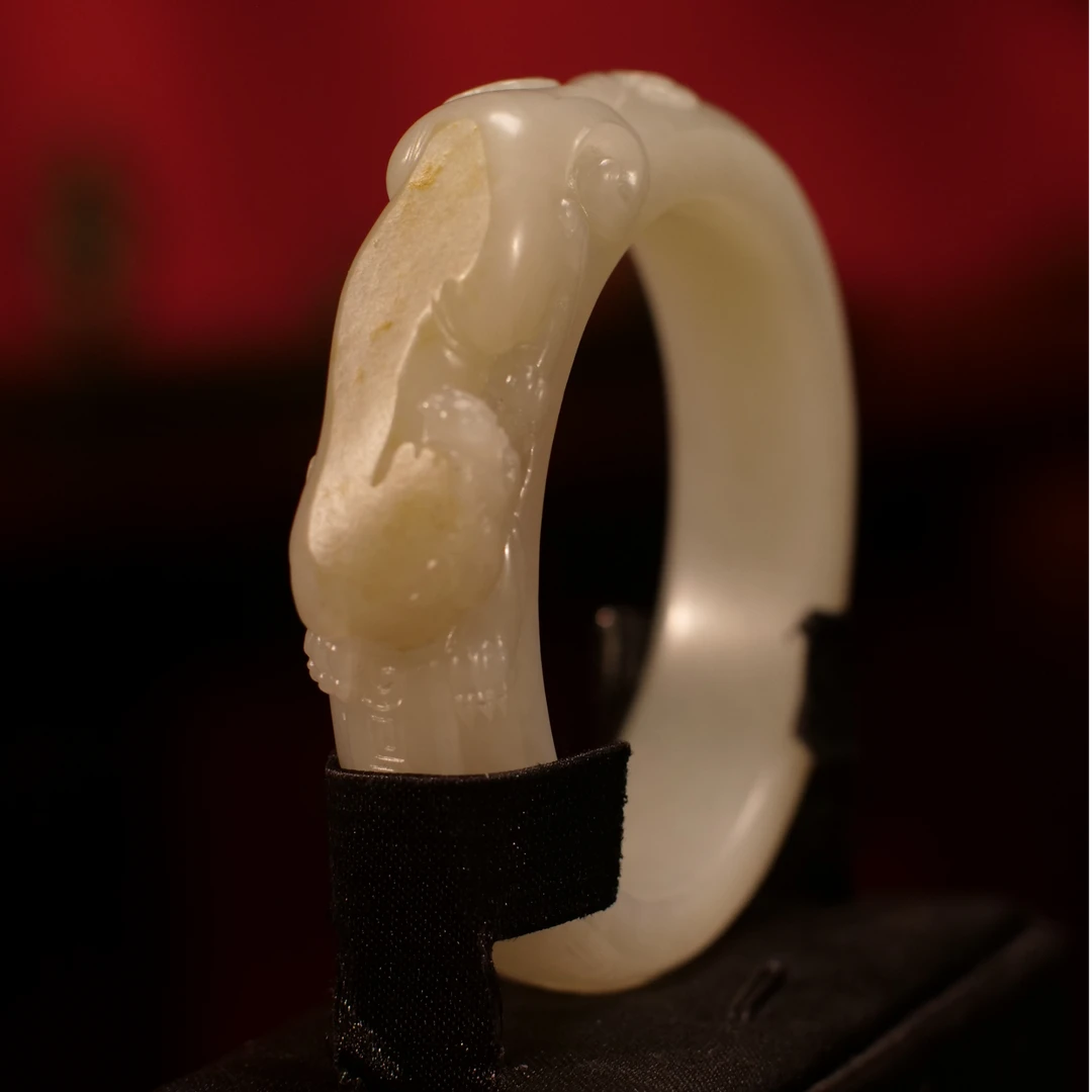 005和田玉手镯《纳福》57圈