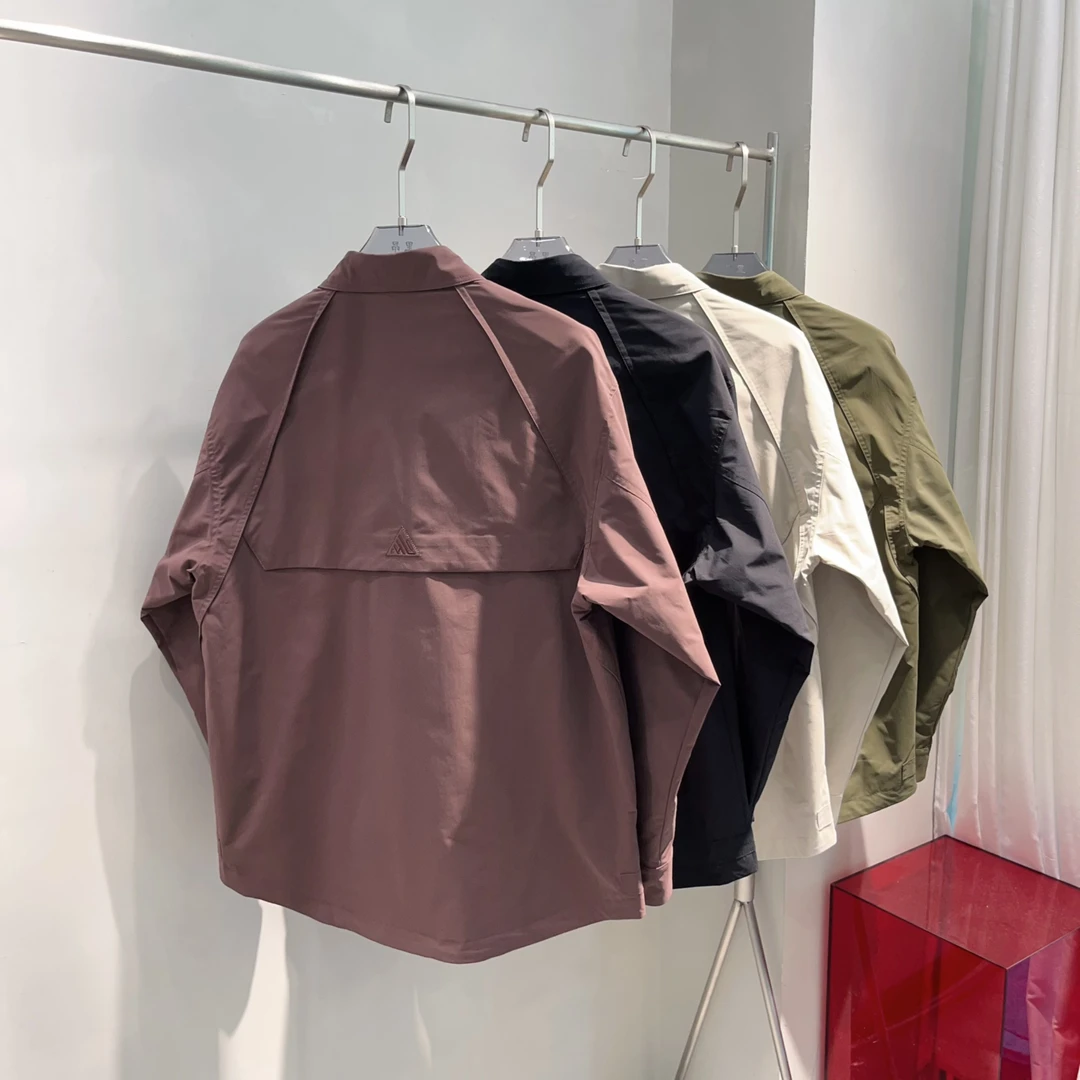 【赢家】秋季新品结构设计刺绣拉链口袋翻领夹克外套855