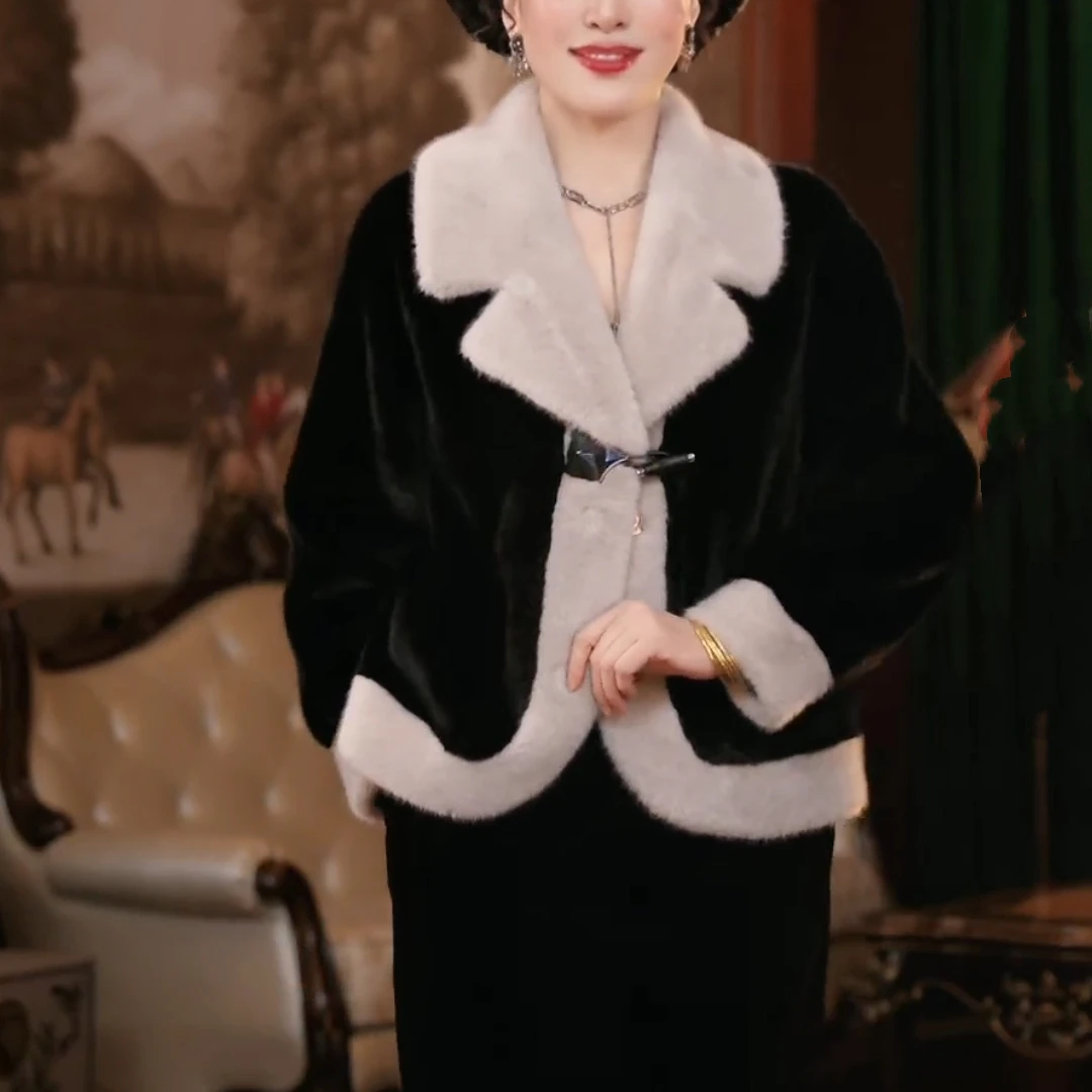 时尚妈妈秋冬装撞色外套女2024新款中年人高贵时髦设计师仿貂上衣
