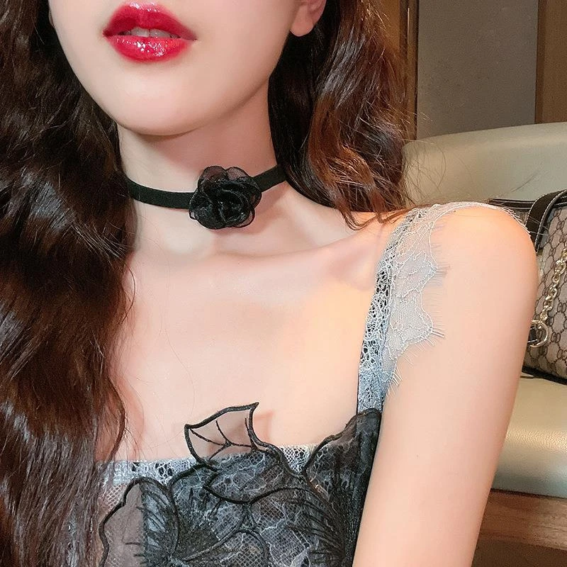 气质名媛风花朵颈链女薄纱森系超仙配饰设计感网红锁骨项链ins潮