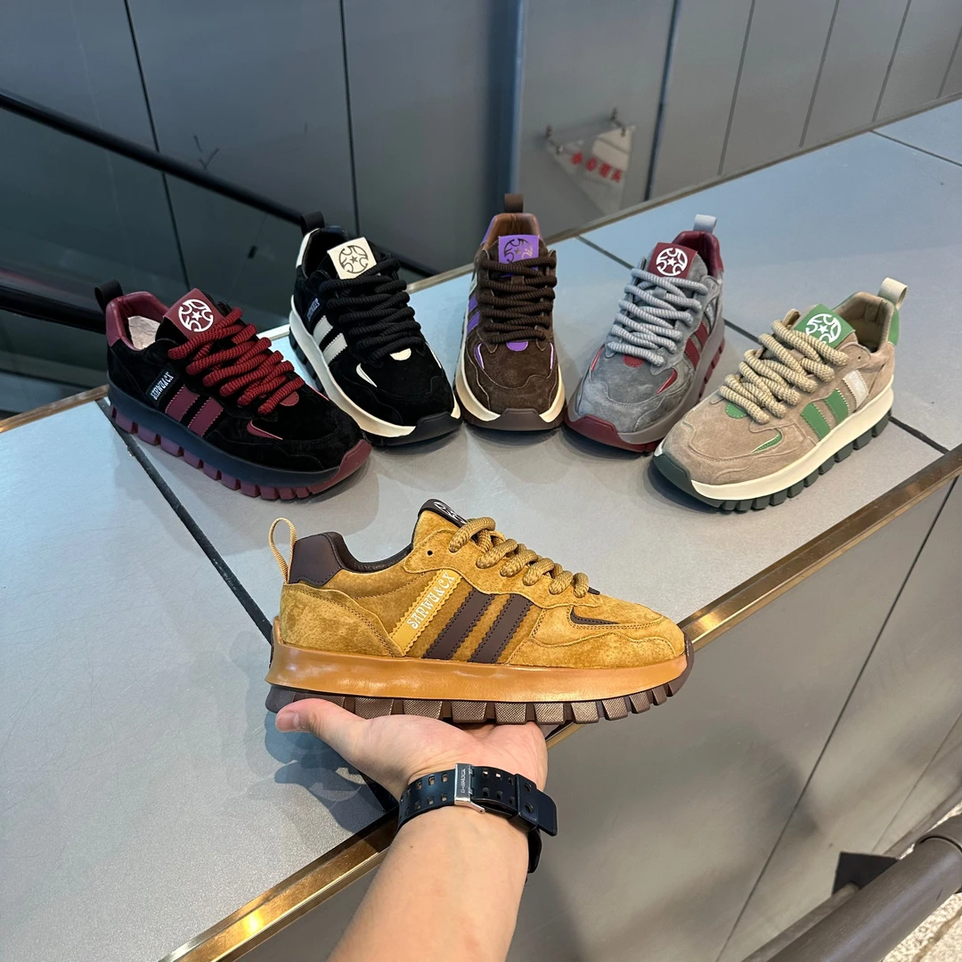 2024秋季新款男士网红爆款运动休闲鞋舒适透气男潮鞋潮流个性百搭