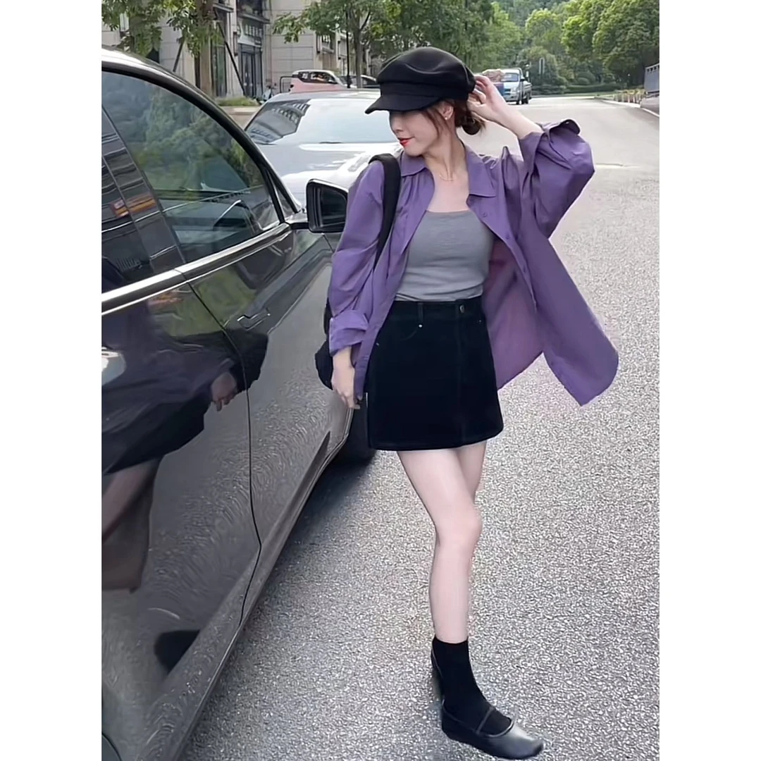 早秋时尚穿搭一整套女2025新款韩版背心百搭衬衫高腰短裙三件套装