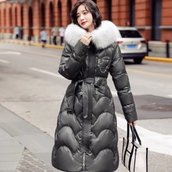 潮流风向标~简约时尚设计中长狐狸毛领白鸭羽绒服 W225