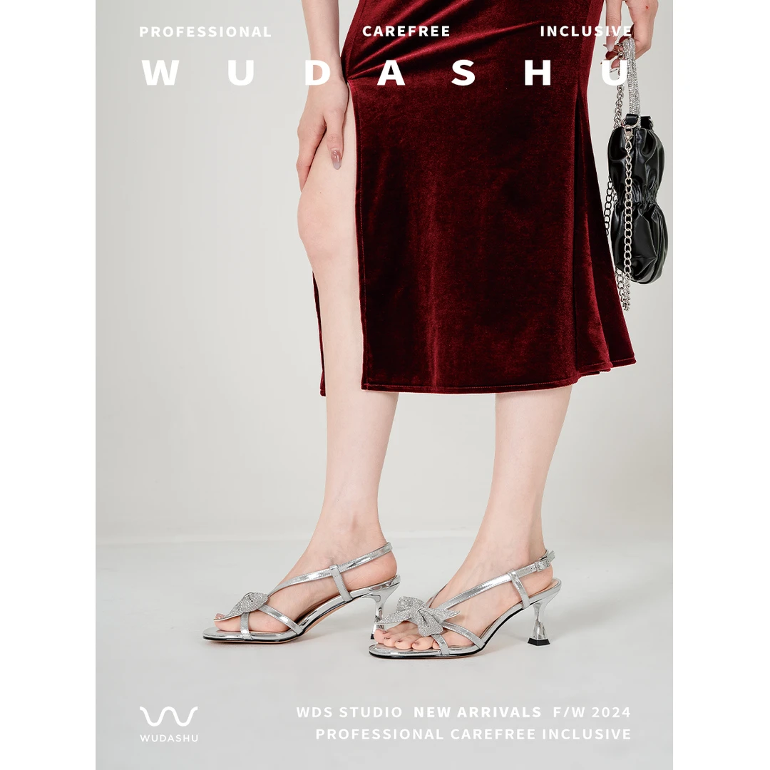 穿高跟鞋的吴大叔2024夏季新款黑色小众百搭蝴蝶结细高跟凉鞋女