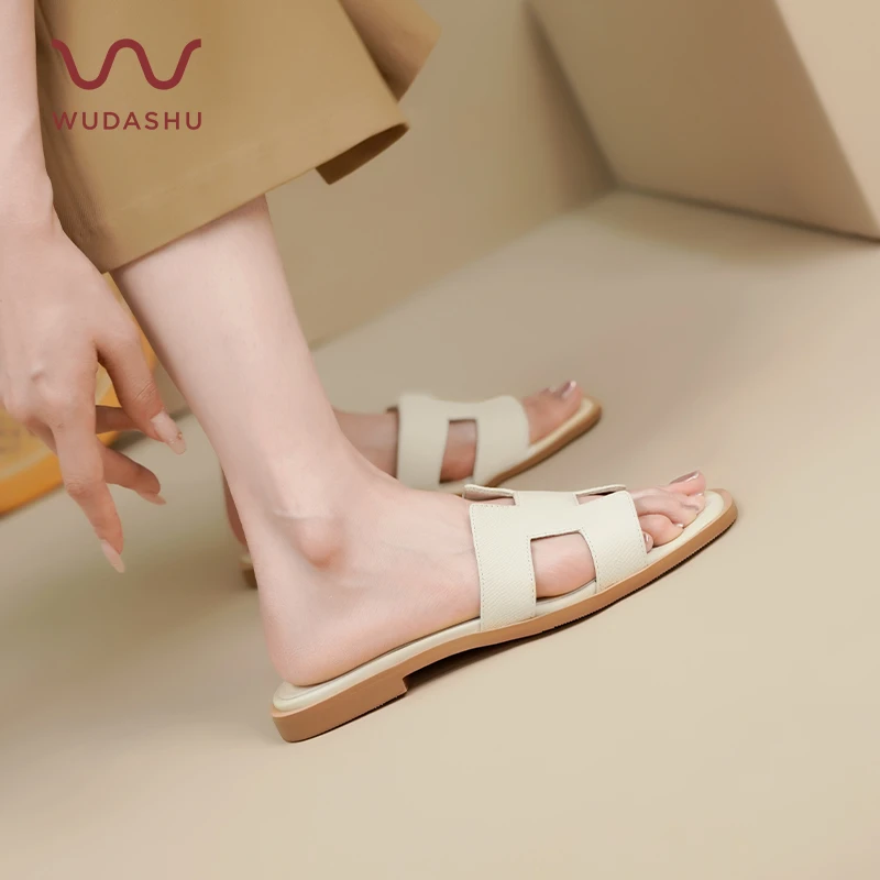 吴大叔夏季新款拖鞋外穿真皮法式白色女鞋简约大码一字带平底凉拖