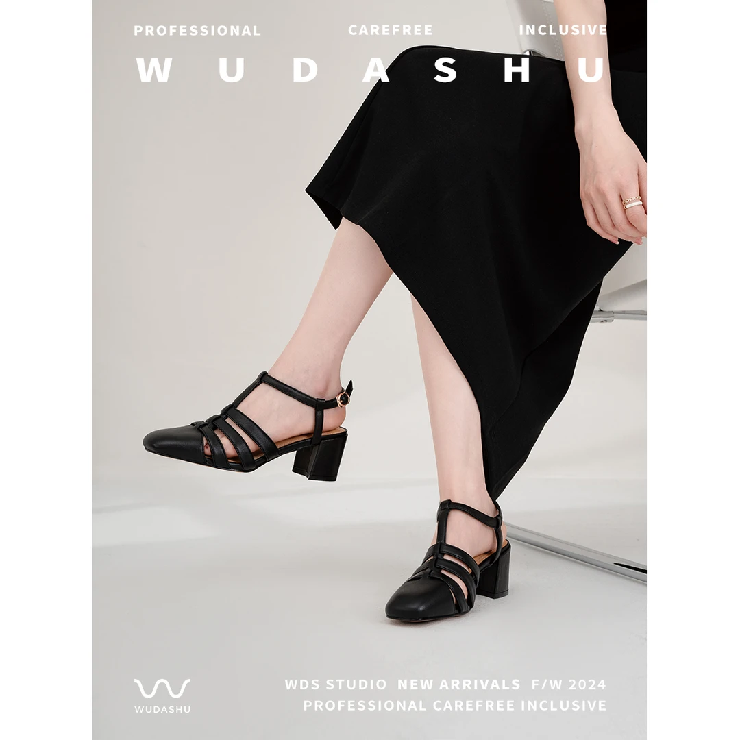 穿高跟鞋的吴大叔夏季时装方跟时尚百搭复古法式包头后空中跟凉鞋