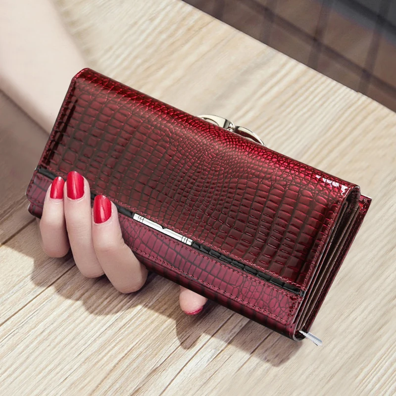 高级感亮皮鳄鱼纹大容量长款钱包放手机2024新款真皮夹子拉链手包