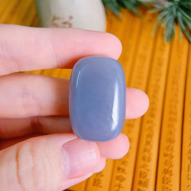 正宗新疆和田玉青海烟紫无事牌香芋紫吊坠经典百搭女款上等品质