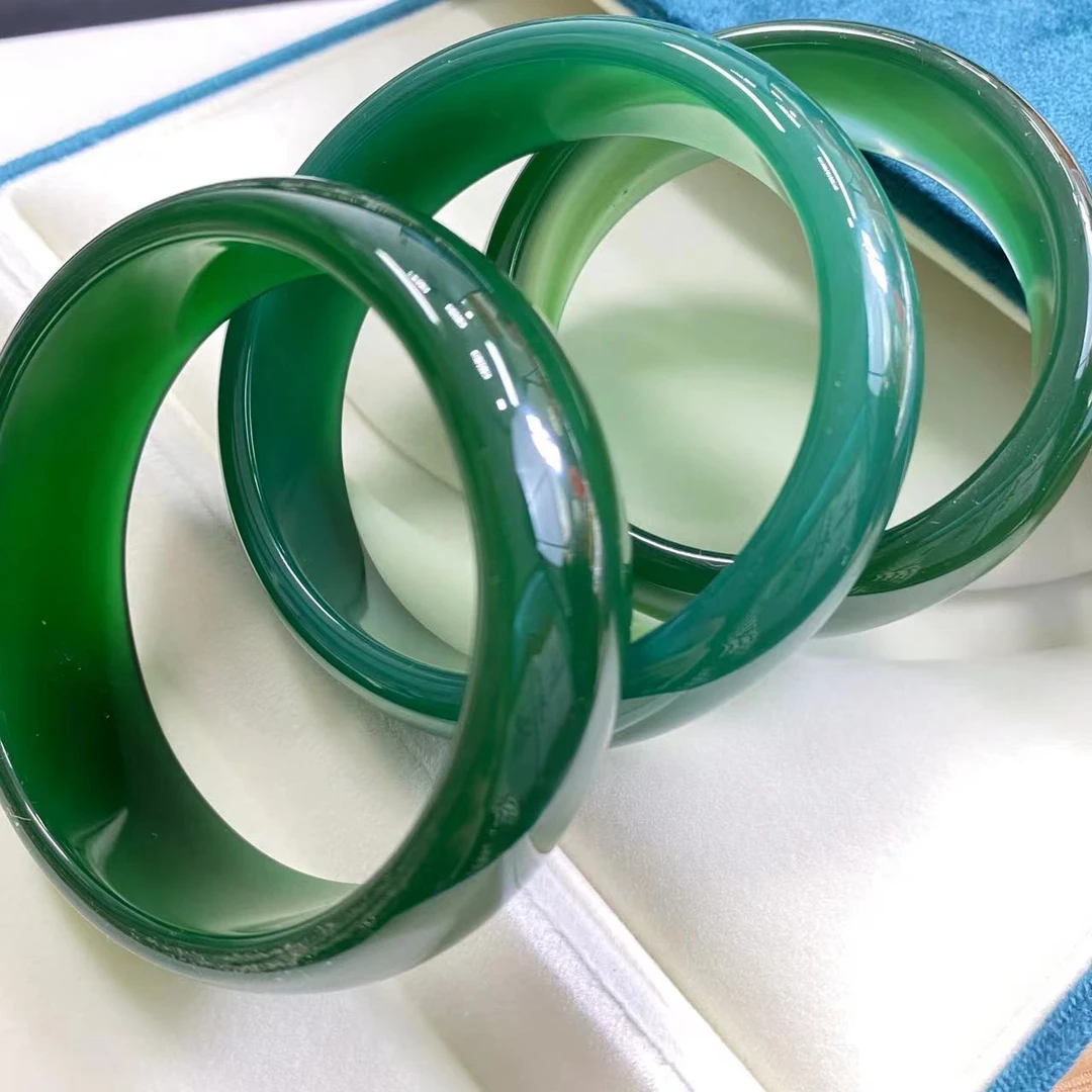 典藏珍宝南非极光绿宽版轮胎手镯 传承自戴 多样性发其一