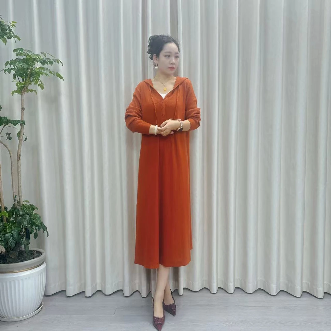 58【依依专属】气质显瘦连帽轻奢大码连衣裙