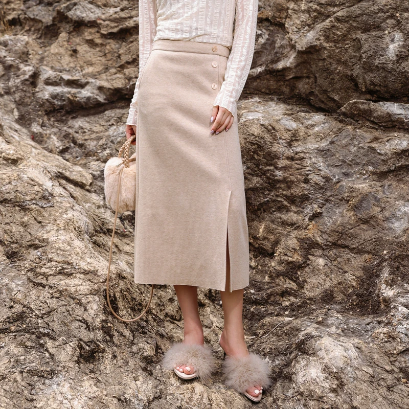 婉甸雪松色长包裙1234K11DY4