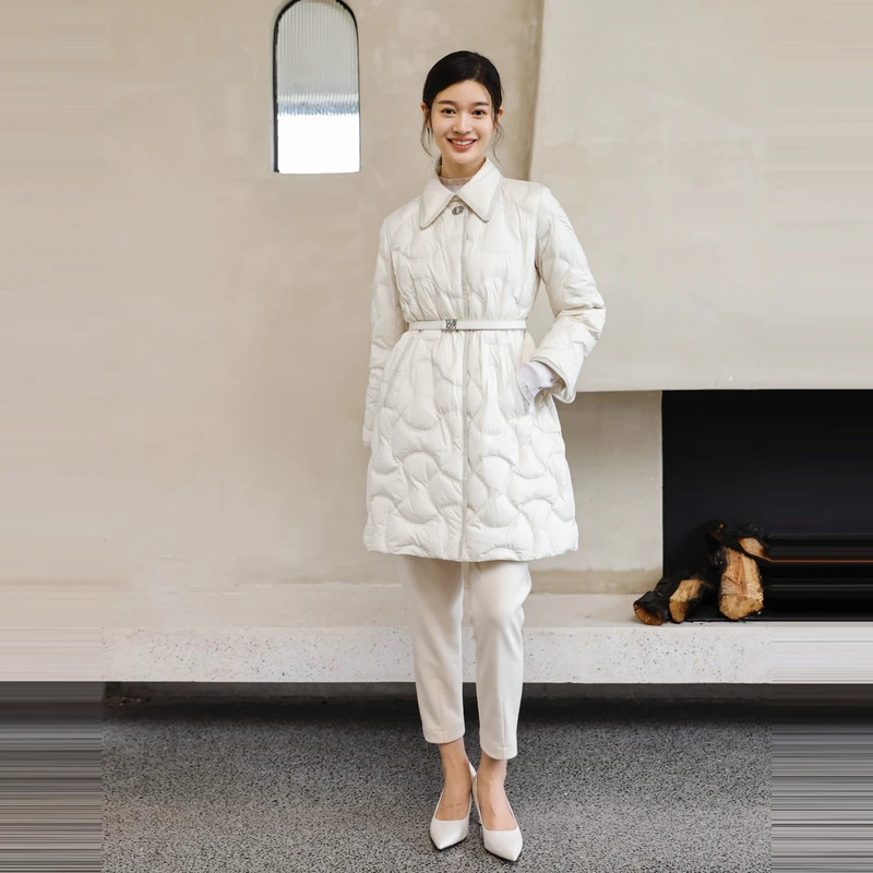 婉甸2024冬新品象牙色冬季轻薄羽绒服1234D01SX2