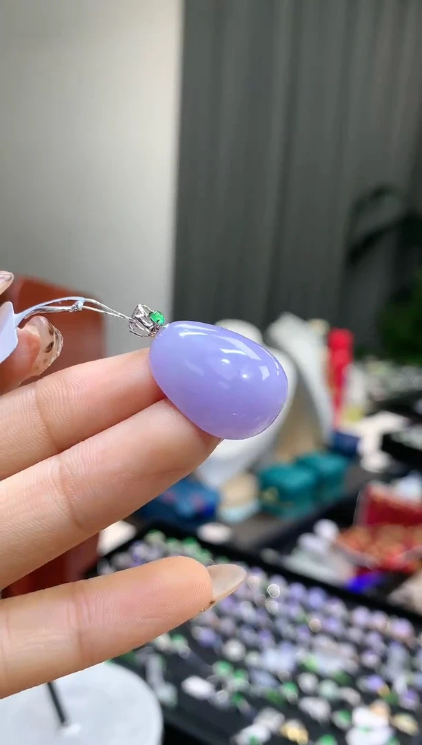 【闪购商品】翡翠项链18K金镶嵌福瓜