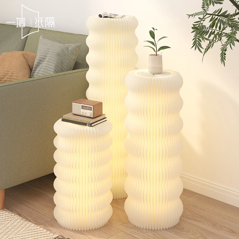 发光圆柱展台鱼鳞落地灯商用橱窗鞋包展架装饰置物摆台展会陈列柜