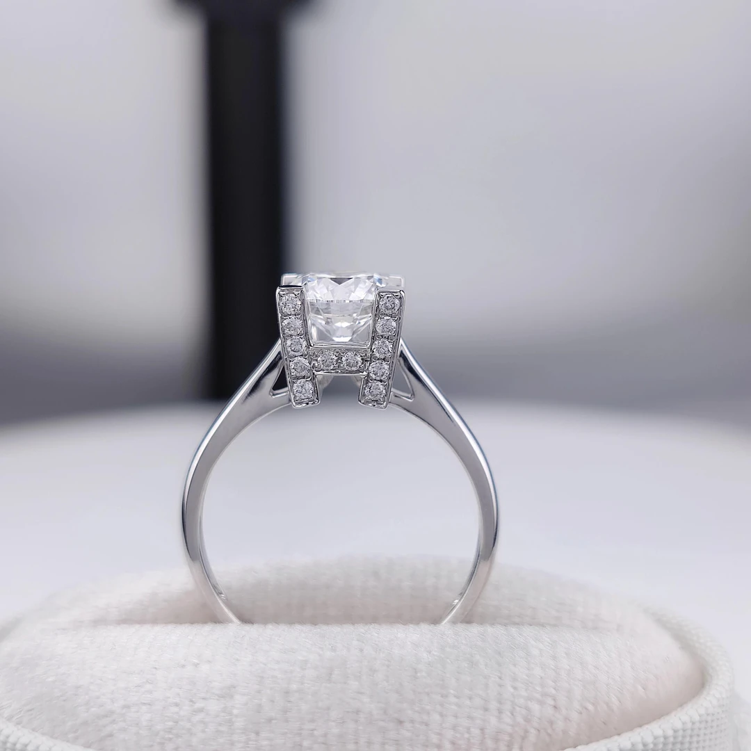 【WH】1-2克拉/莫桑石925银经典闭口求婚女戒婚戒