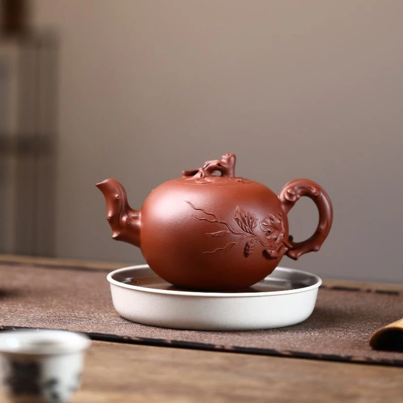 红皮龙松鼠葡萄388C纯全手工宜兴紫砂茶壶-吴芳芳作品送礼收藏