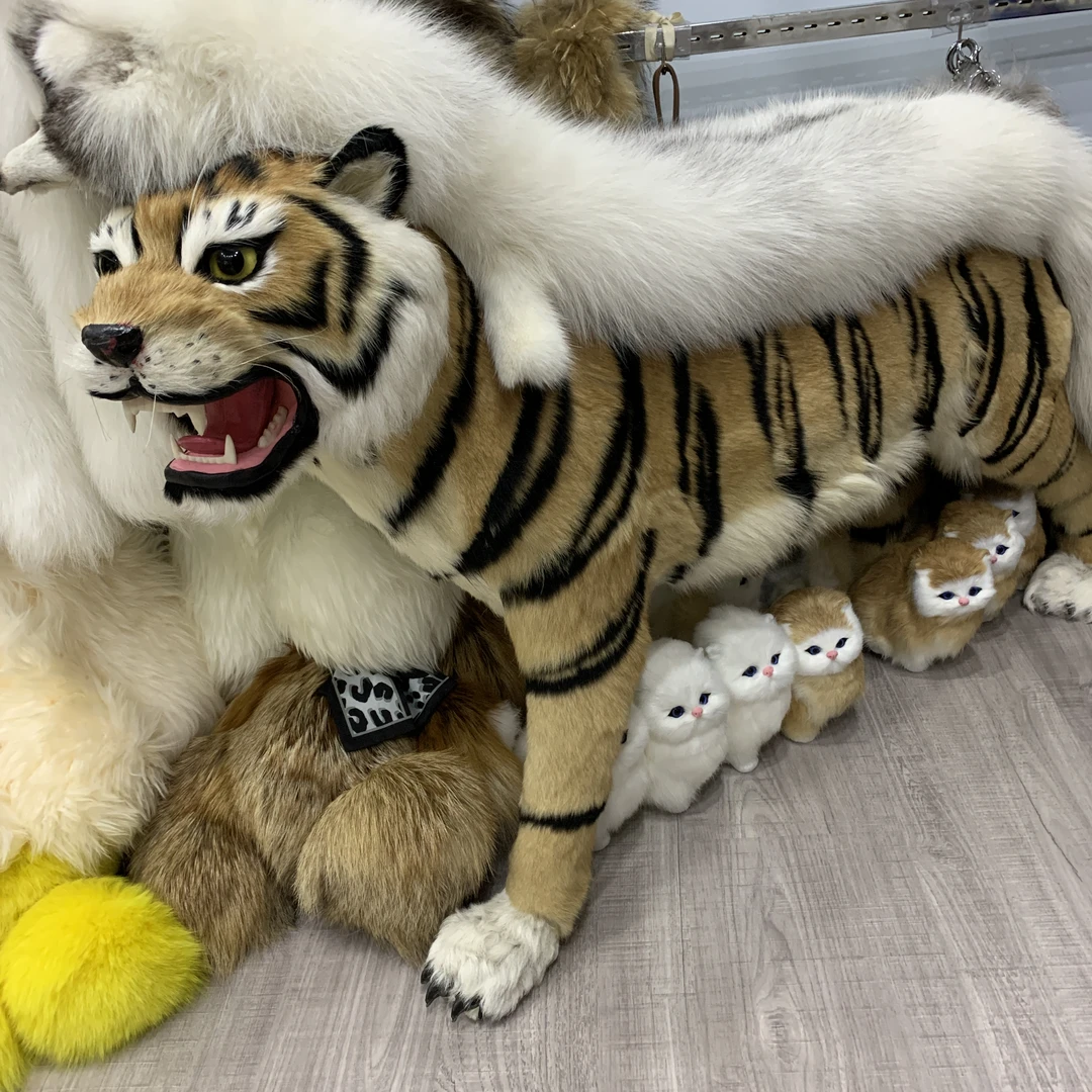 真毛猫咪摆件经营各种皮草抱枕