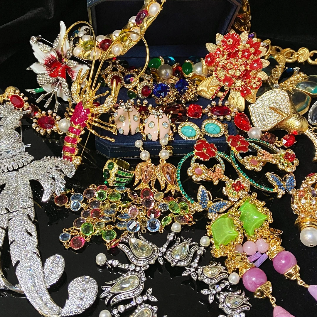 铜合金耳饰 价格孤品专拍复古中古饰品配饰轻奢时尚