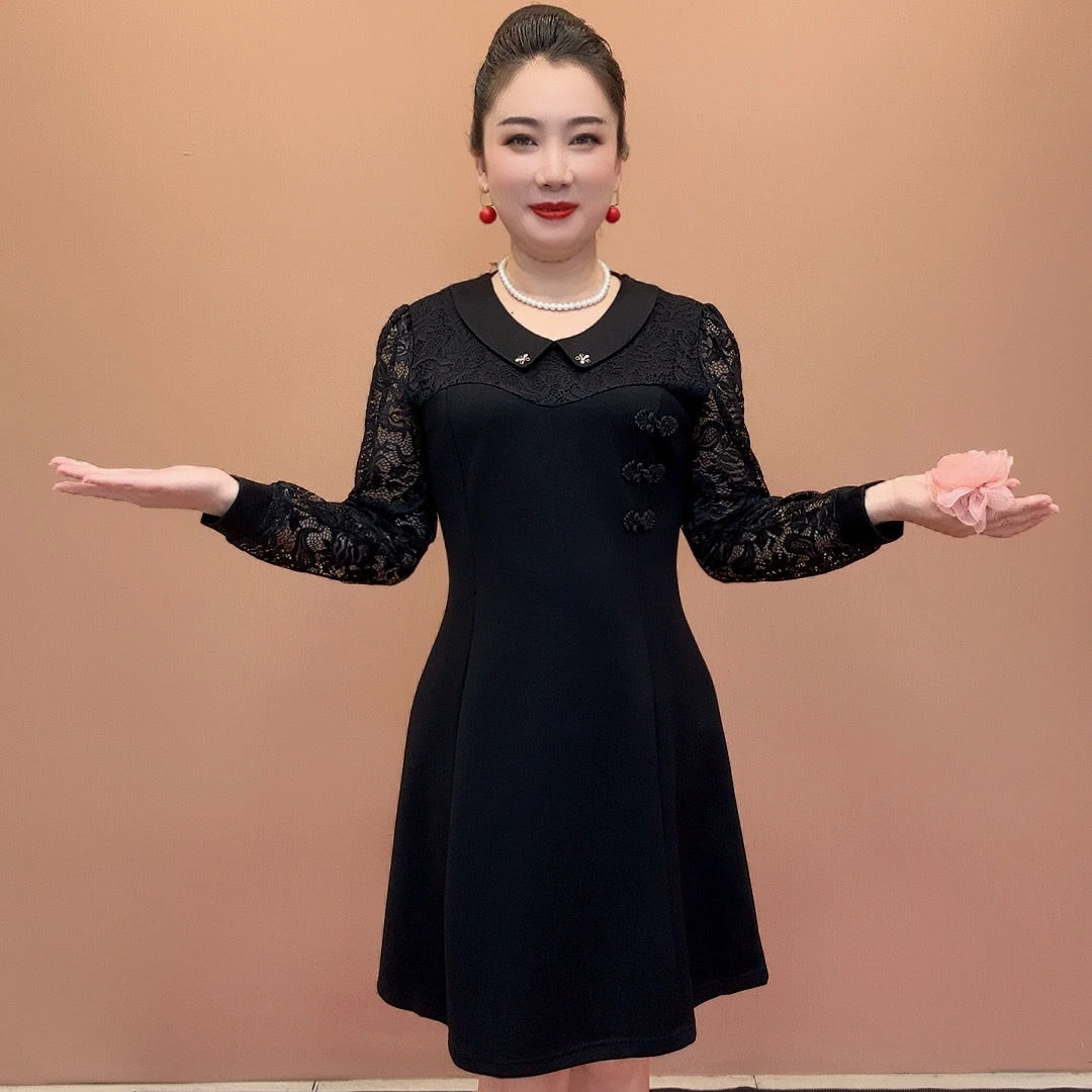 娃娃领蕾丝拼接连衣裙女长袖2024秋新款小个子妈妈收腰打底a字裙