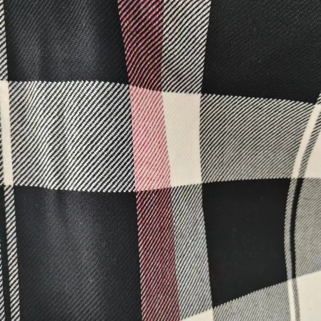 全毛精纺经典驼黑格子面料 喜欢的直接打在公屏上