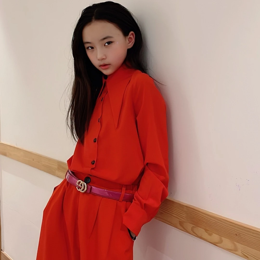 2022年新款彩色尖领衬衣百搭男女