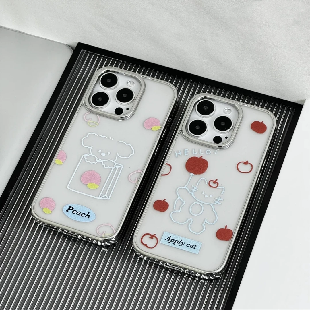趣味牵苹果小猫适用苹果14/15promax卡通手机壳12女13甜美韩风ins