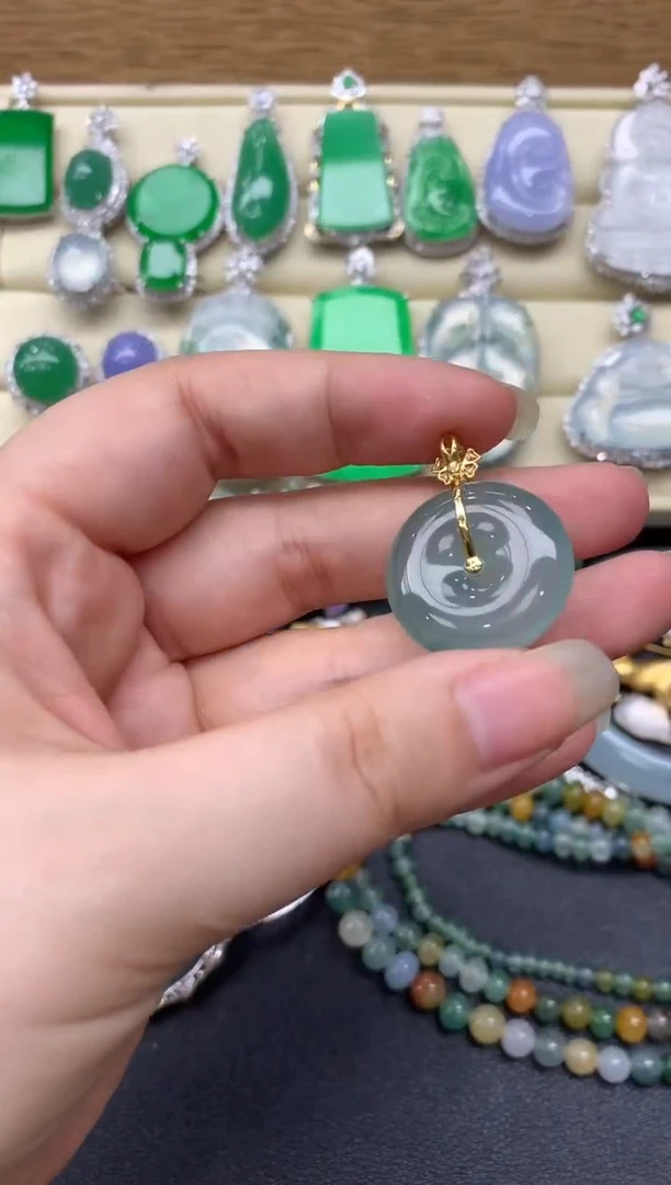 【闪购商品】翡翠颈饰18K金镶嵌673-多人1