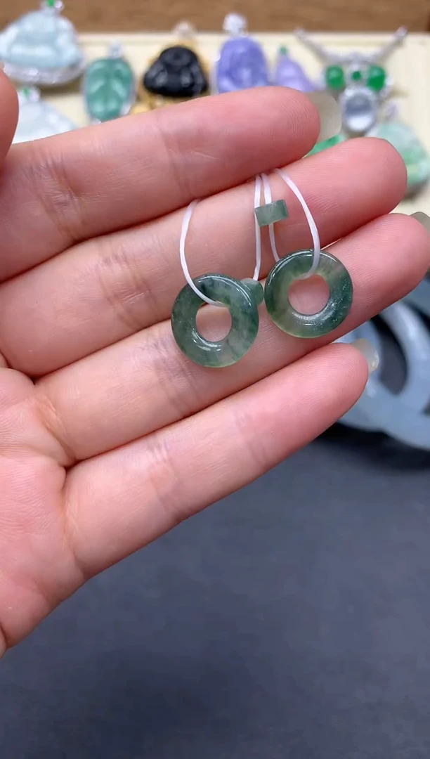 【闪购商品】翡翠颈饰未镶嵌251-多人