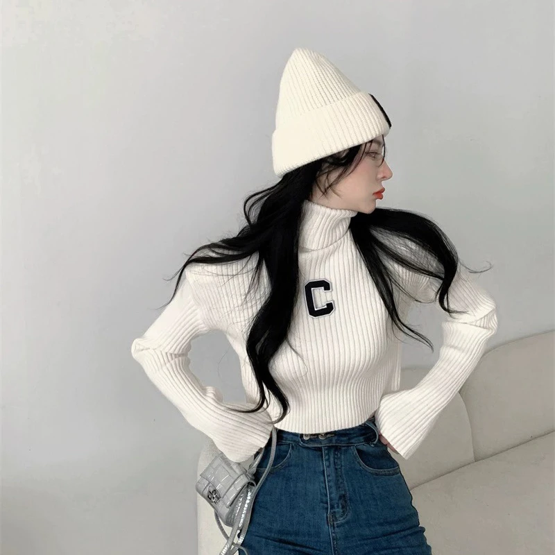 短款上衣设计感小众高领针织打底衫秋冬季新款修身洋气内搭毛衣女