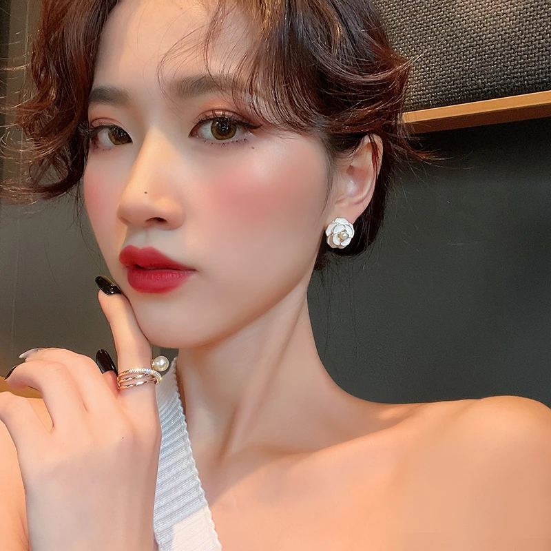 随机山茶花AB面耳饰MM8047