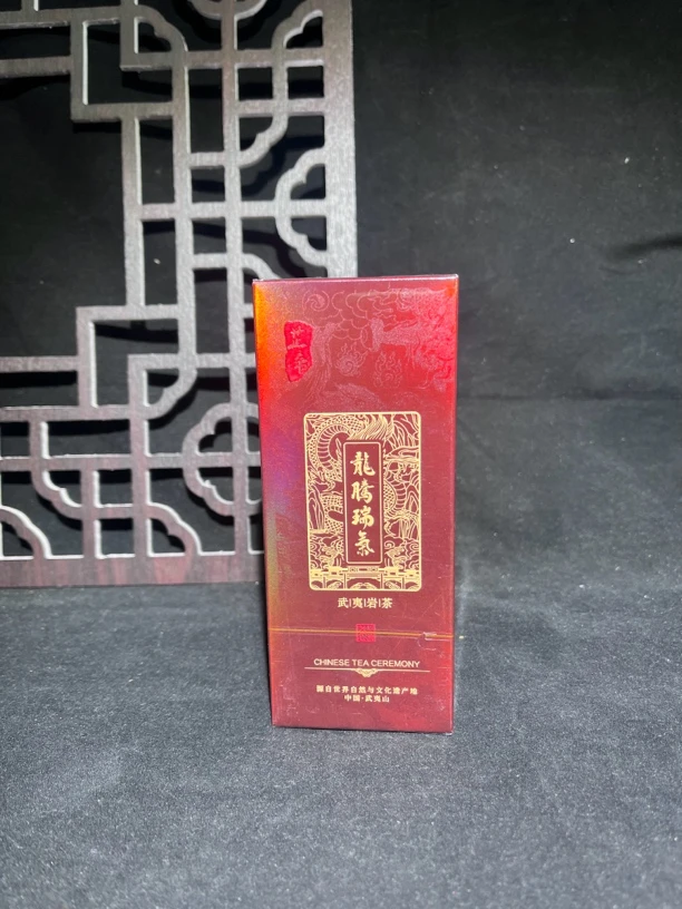 交个朋友丨龙腾瑞气品鉴装（岩茶）
