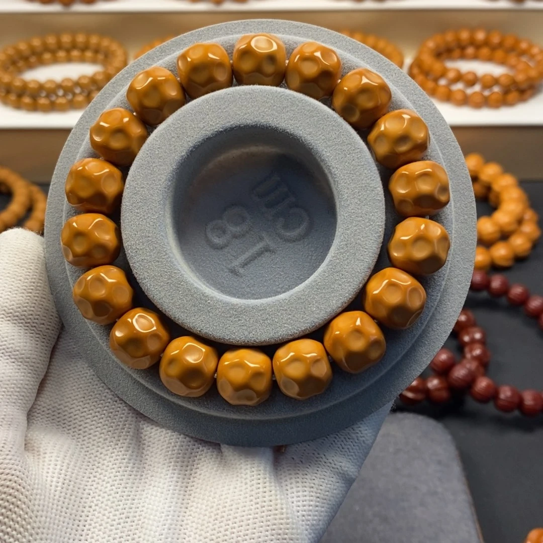 【闪购商品】猴头核桃手串奶酪12.6