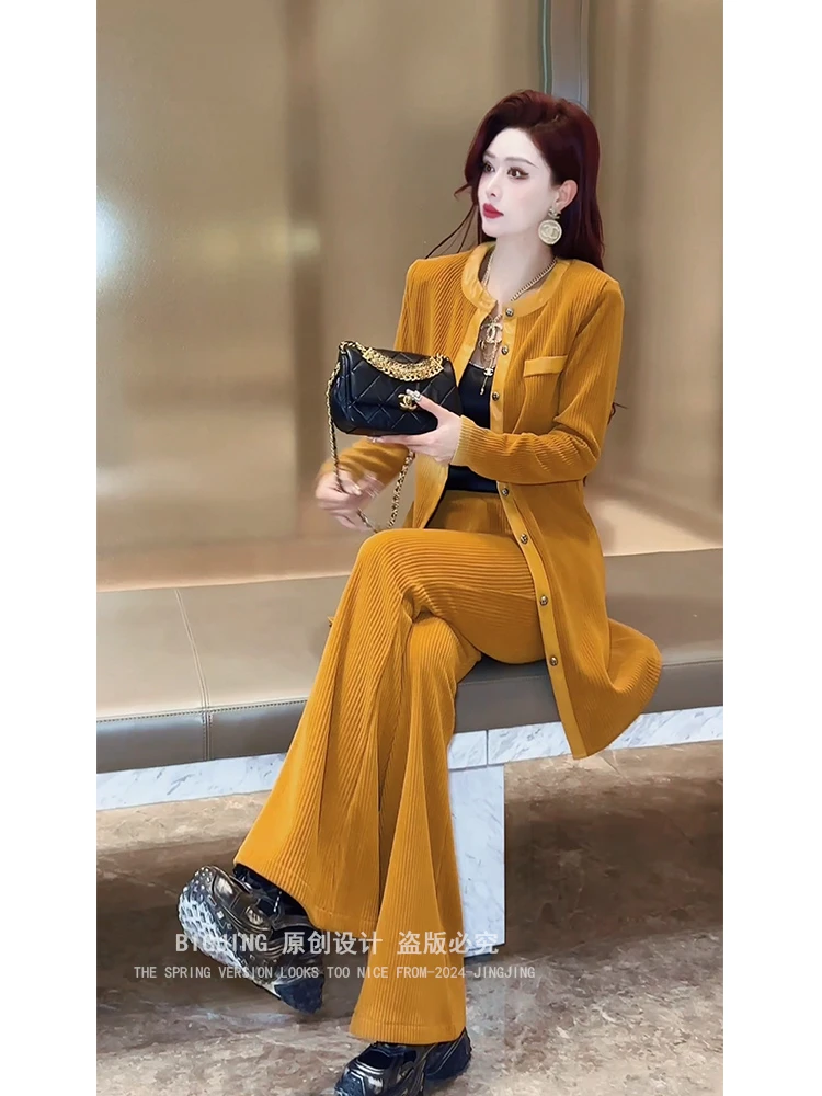 【经典C位】秋冬加厚显瘦拼皮坑条绒套装