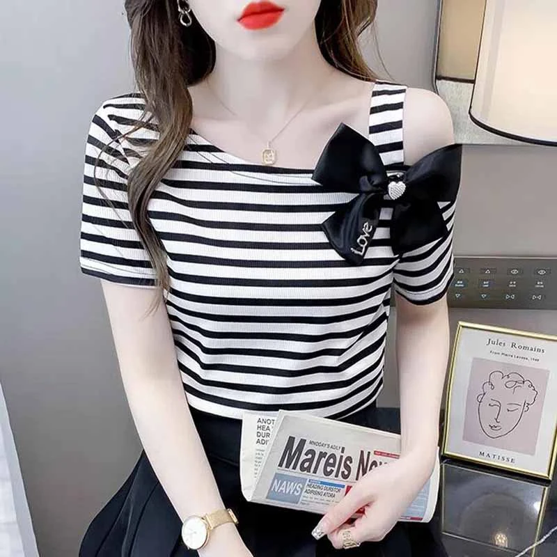 蝴蝶结斜领露肩条纹短袖t恤女2024夏季新款时尚修身显瘦斜肩上衣