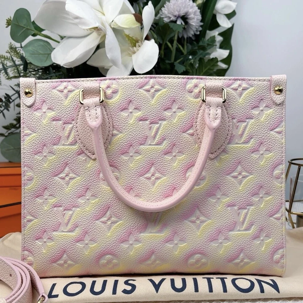 99新 LouisVuitton/路易威登 LV/onthego小号渐变手提斜挎包/2432
