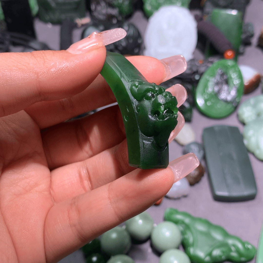 【闪购商品】和田玉颈饰未镶嵌?