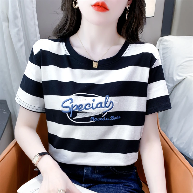 黑白条纹短袖t恤女士夏装新款宽松时尚体恤百搭刺绣设计感上衣服