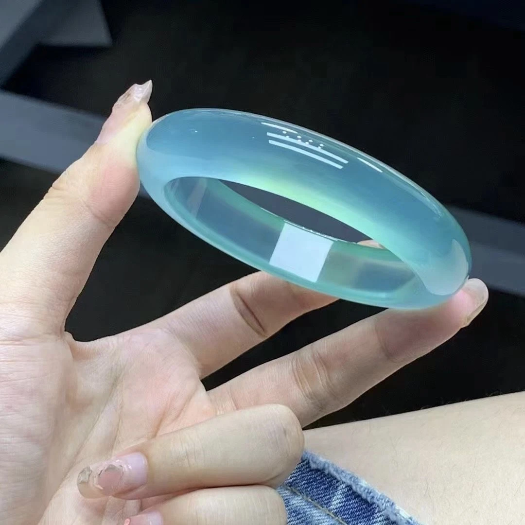 天空之境冰冰蓝天然高冰透玛瑙玉髓手镯