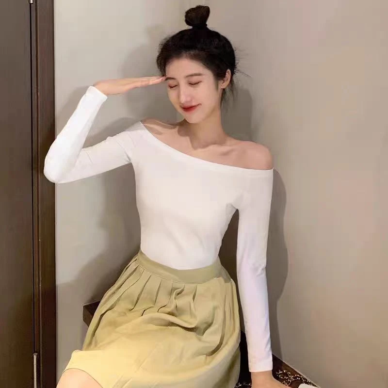 B2-921一字肩t恤女长袖修身打底衫洋气性感百搭白色上衣锁骨露肩