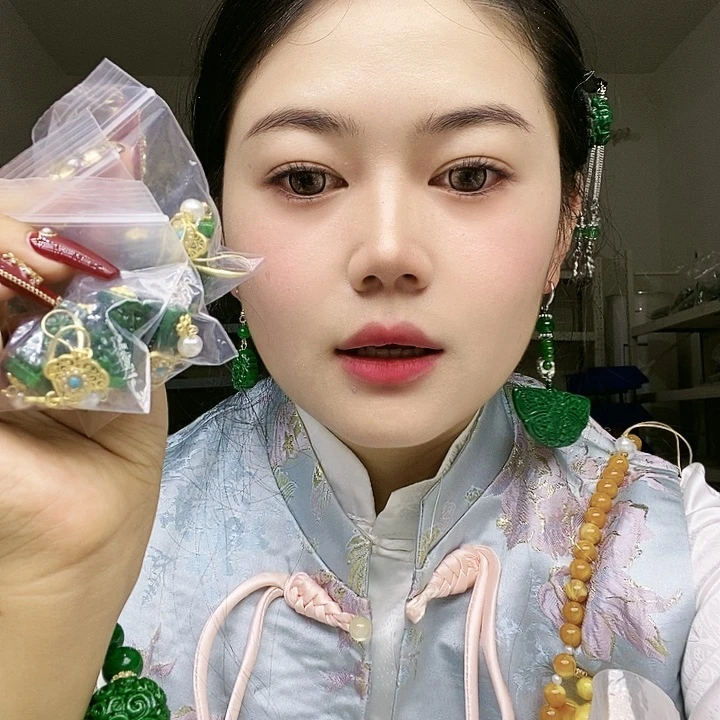 砖雕早*•时尚百搭饰品