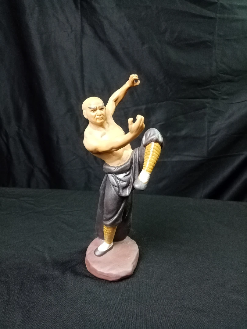 中华武术功夫金鸡独立陶瓷人物摆件园林盆景石湾公仔花盆装饰品