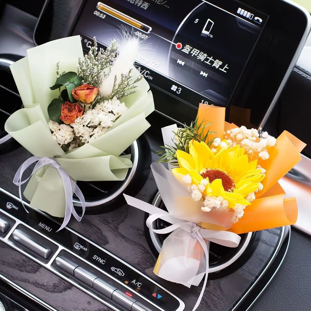 车载香薰出风口香水永生干花束汽车装饰摆件空调香氛夹车内向日葵