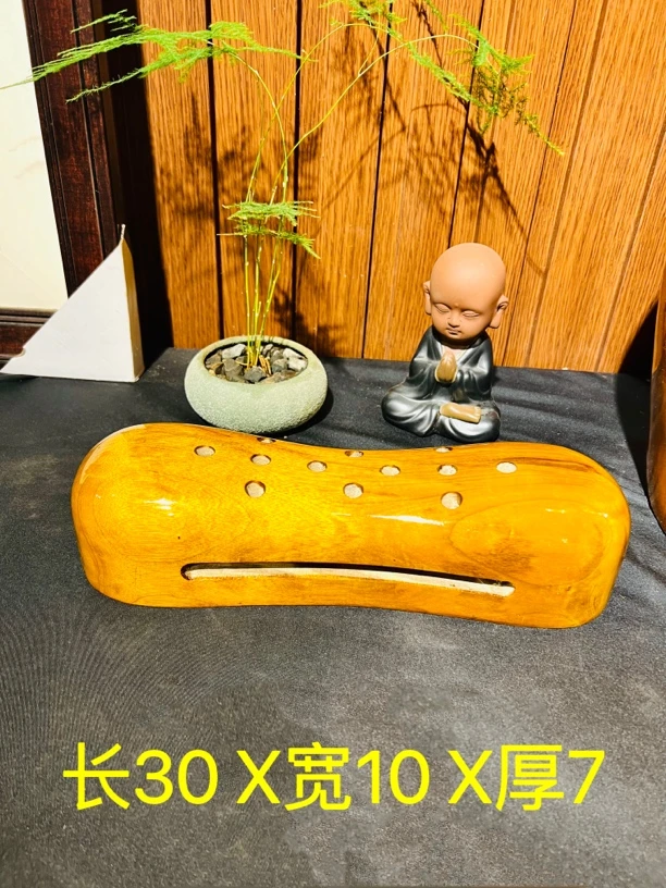 小叶桢楠金丝楠木枕头,排气孔及可散发楠木的香味,楠香怡人助睡眠