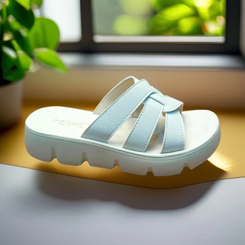 夏季女士皮凉拖露趾真皮圆头时尚百搭厚底增高软底软面平底防滑