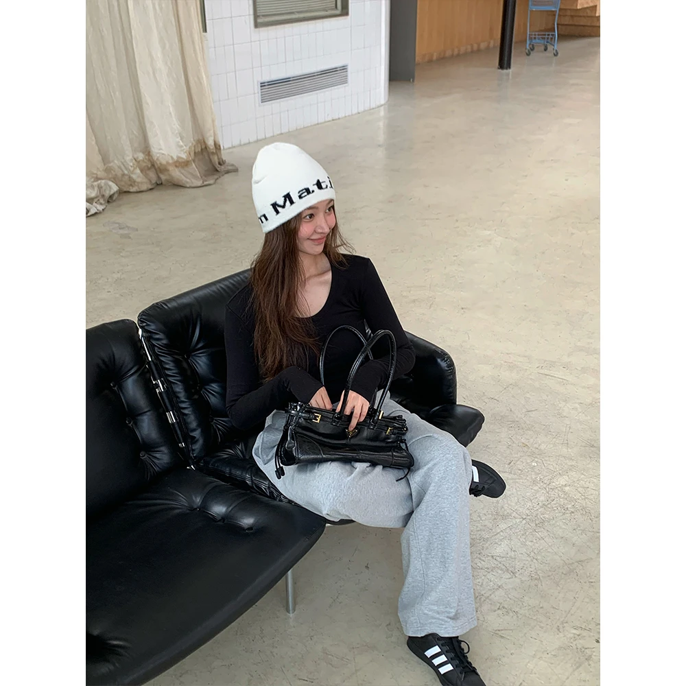 ANA修身U圆领百搭长袖打底衫经典三色Awake And Awesome