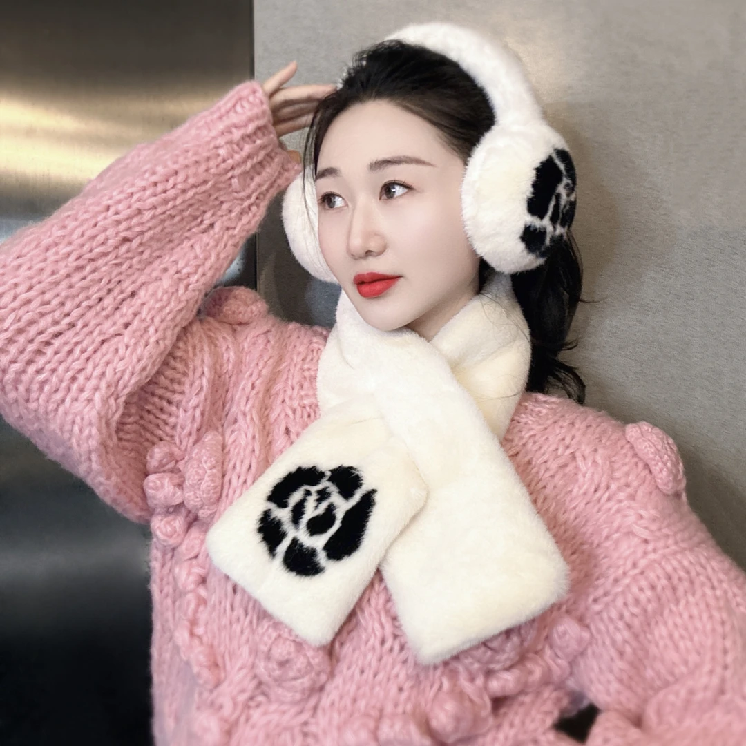 杨杨babytime 暖冬氛围感山茶花护耳毛绒耳罩保暖防寒耳捂子耳帽