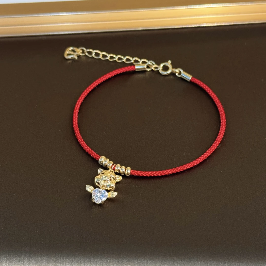 925银合成锆石手链 杨杨babytime猪猪女孩本命年红绳手链编织红色