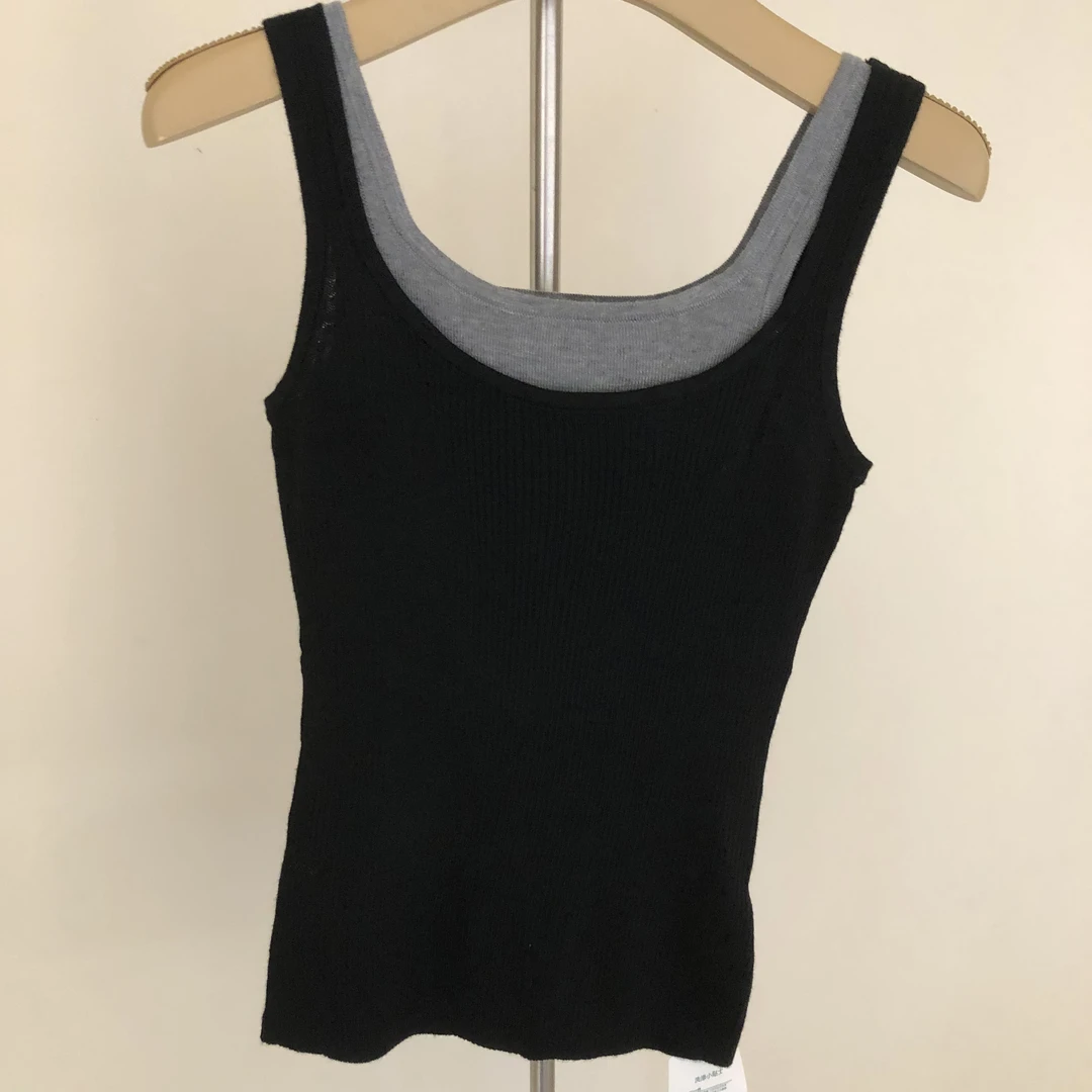 00931卷耳24AW65447假两件撞色吊带