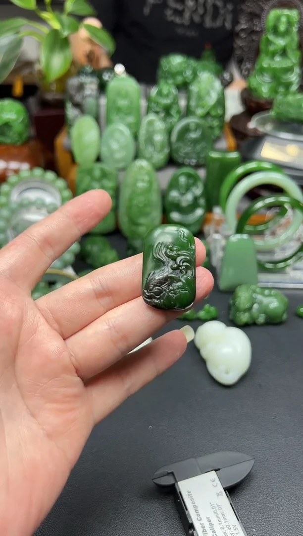【闪购商品】和田玉（碧玉）吊坠未镶嵌吊坠